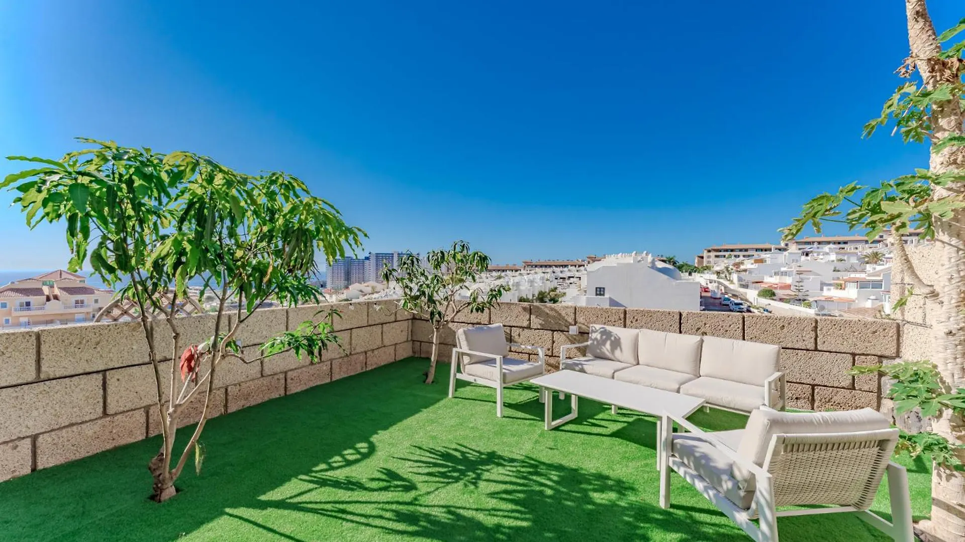 Holiday home Exclusive New Townhouse In Playa Paraiso Costa Adeje