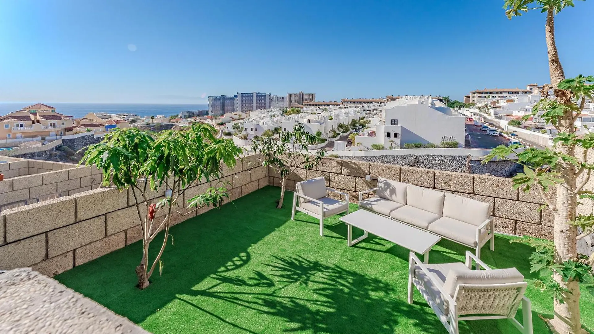 Holiday home Exclusive New Townhouse In Playa Paraiso Costa Adeje